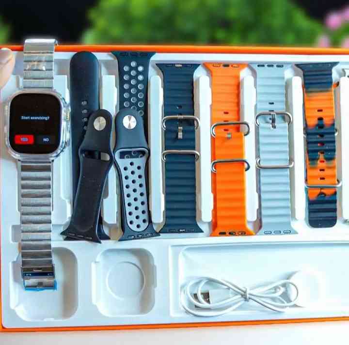Y80 Ultra Smartwatch With